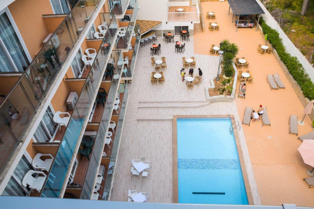 Hotel Costa Mediterraneo Ел Аренал Екстериор снимка